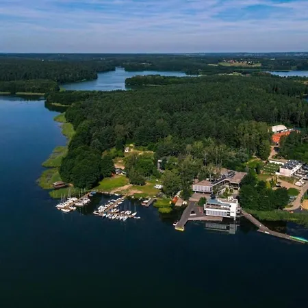 Lägenhet Olimpijska Przy Jeziorze Ukiel