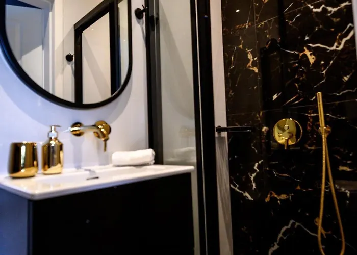 Olimpijska Przy Jeziorze Ukiel 아파트 올슈틴