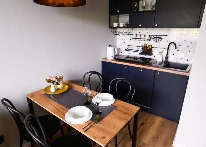 Olimpijska Przy Jeziorze Ukiel * 올슈틴